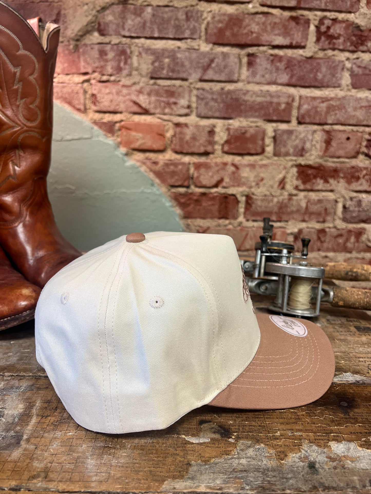 The original emroidered - tan